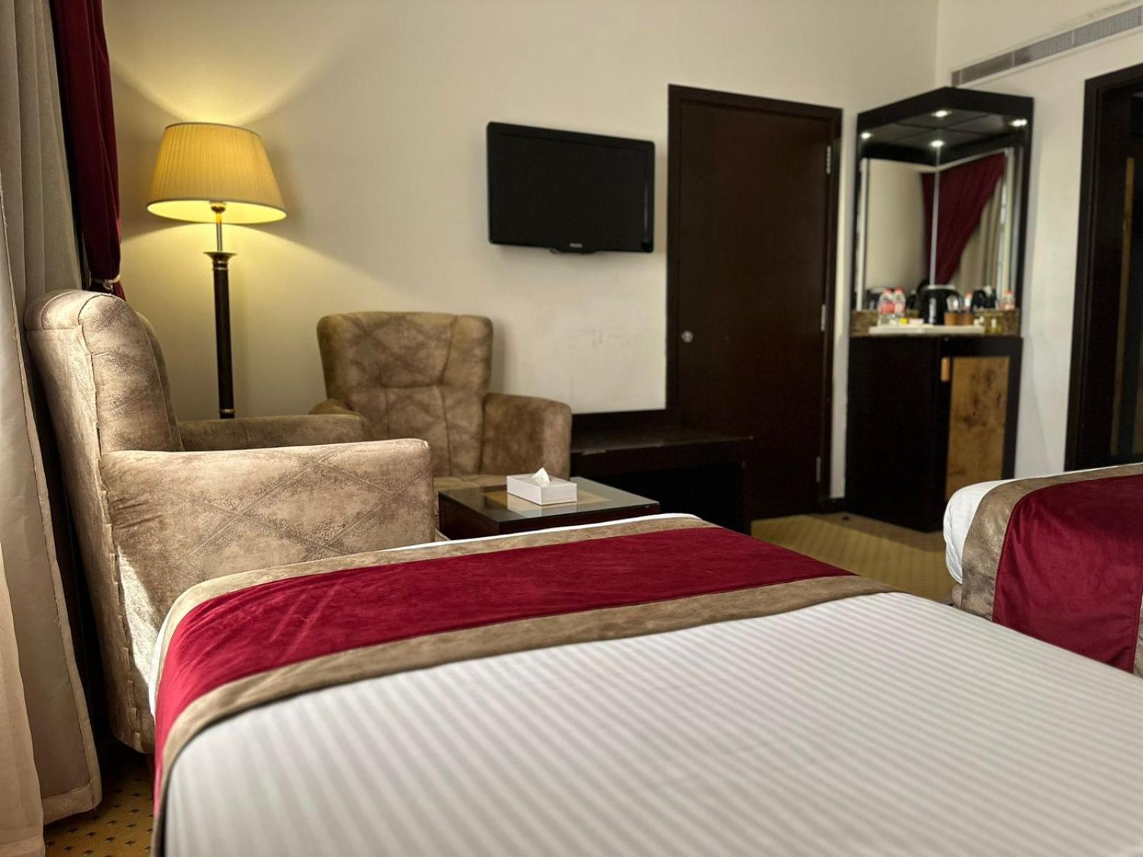 Caesar Hotel Muscat Eksteriør bilde