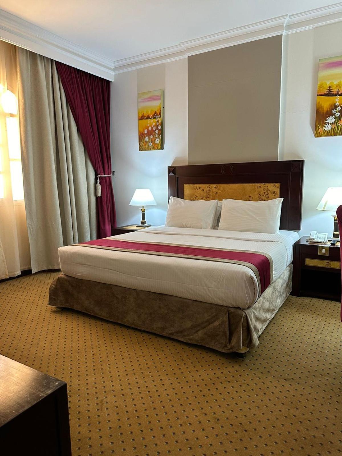 Caesar Hotel Muscat Eksteriør bilde
