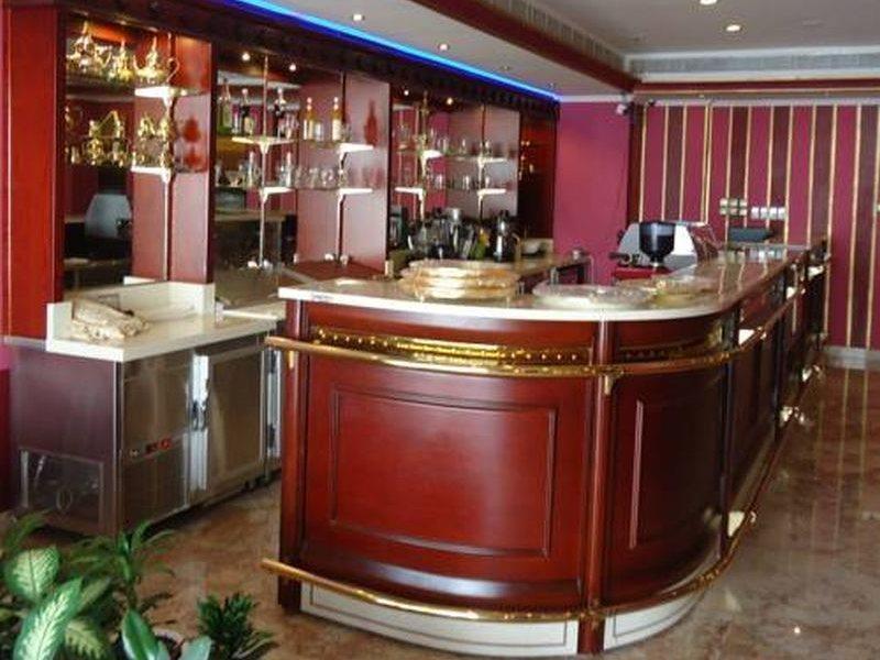 Caesar Hotel Muscat Restaurant bilde